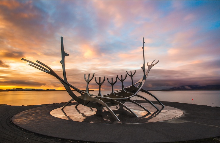 Tips and Tricks for Photographing The Sun Voyager in Reykjavik