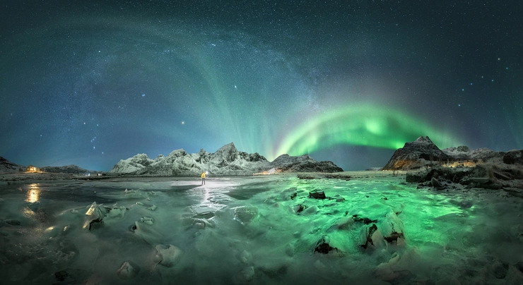 fondo de pantalla de estrellas de la aurora boreal